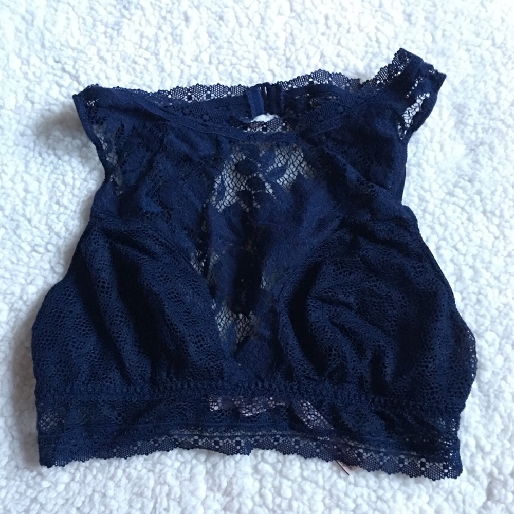 VS Lace Bralette